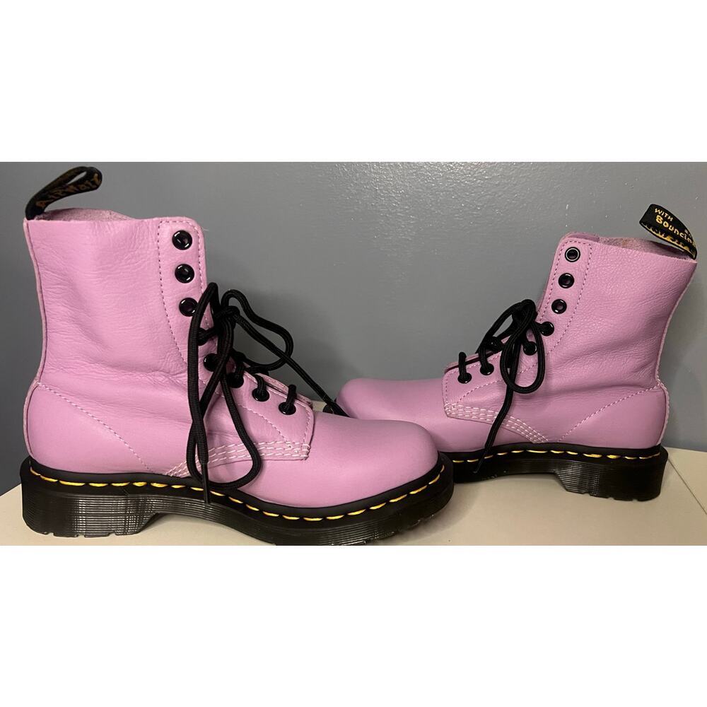 NIB Dr. Martens 1460 Pascal Boots in Lilac - Women's Size 6 - Picture 7 of 10